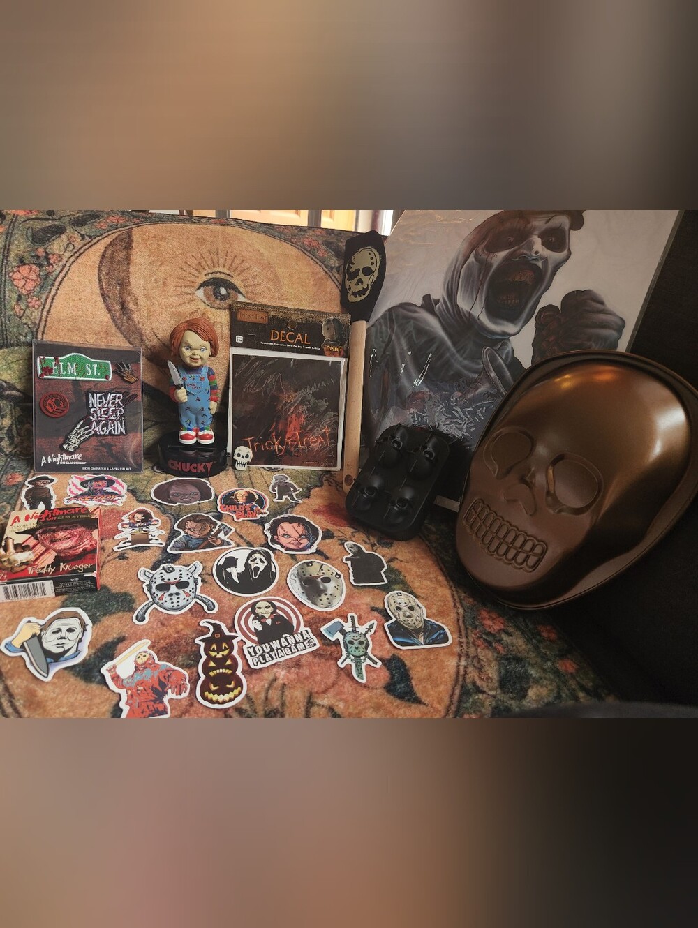 Horror Halloween Lot Of Items